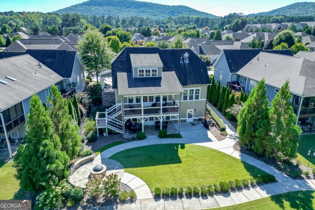 112 Heron Crossing, Woodstock, GA 30188