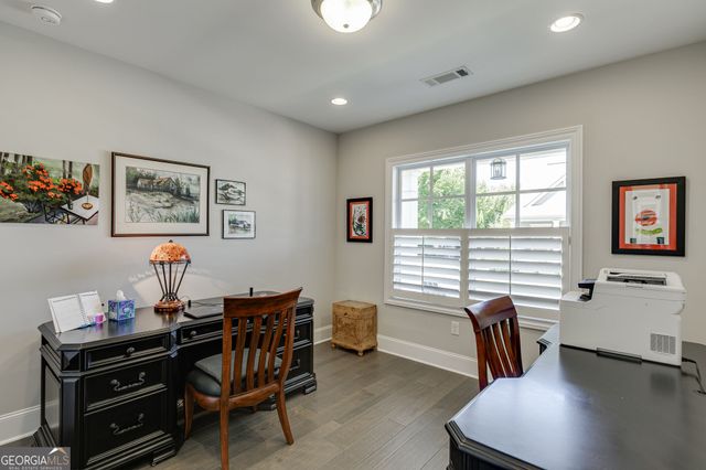 112 Heron Crossing, Woodstock, GA 30188