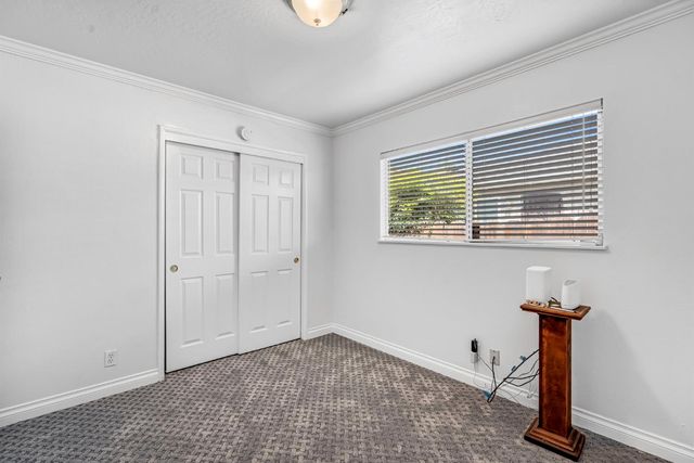 5136 N Sherman Avenue N, Fresno, CA 93710