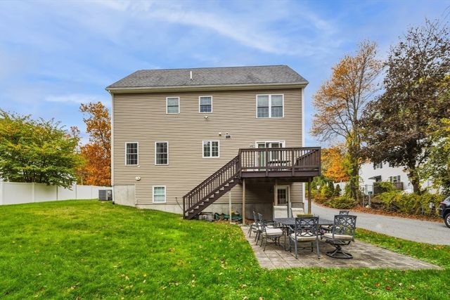 3 Gordon Road, North Reading, MA 01864