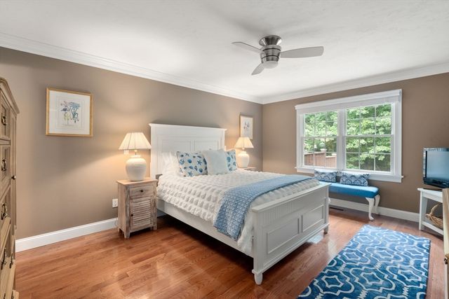 80 Gold Leaf Ln 80, Mashpee, MA 02649