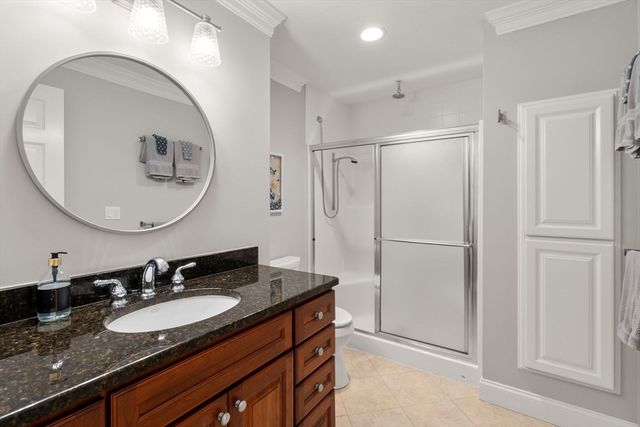 80 Gold Leaf Ln 80, Mashpee, MA 02649