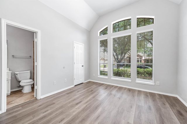 13616 Orchard Wind Lane, Pearland, TX 77584