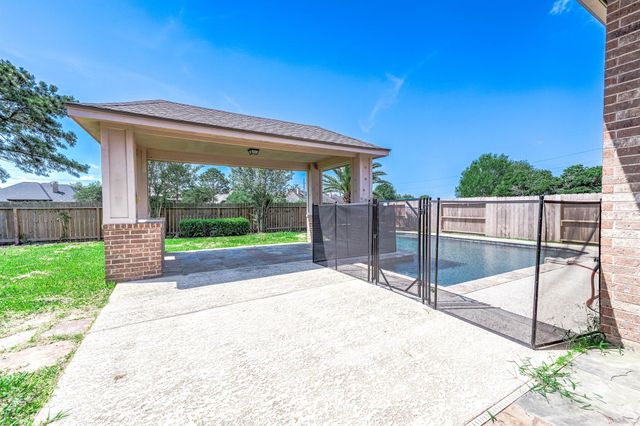 13616 Orchard Wind Lane, Pearland, TX 77584