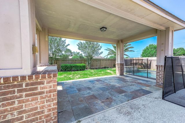 13616 Orchard Wind Lane, Pearland, TX 77584