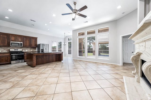 13616 Orchard Wind Lane, Pearland, TX 77584