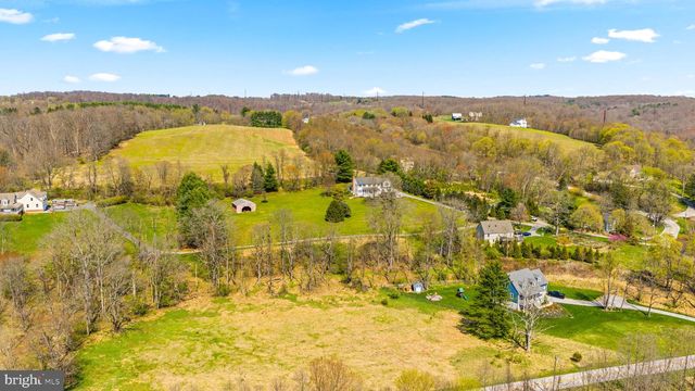 21310 W LIBERTY RD, Parkton, MD 21120