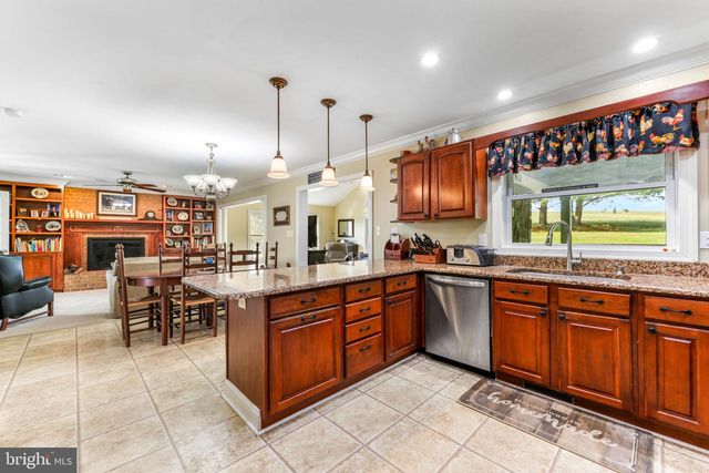 21310 W LIBERTY RD, Parkton, MD 21120