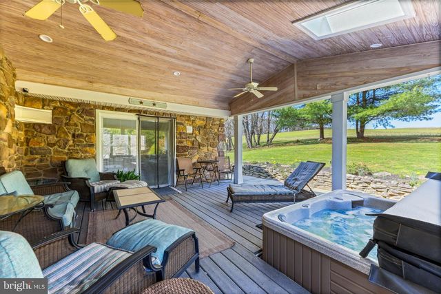 21310 W LIBERTY RD, Parkton, MD 21120