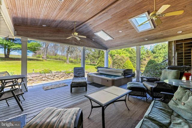 21310 W LIBERTY RD, Parkton, MD 21120