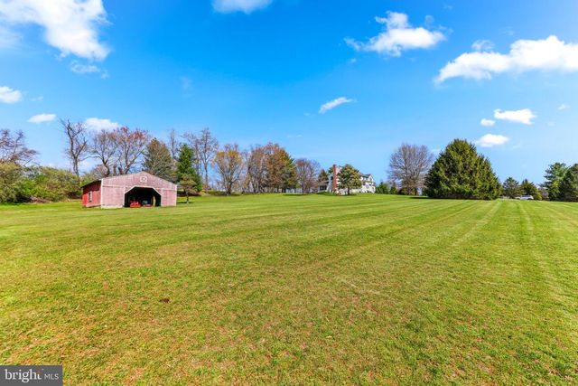 21310 W LIBERTY RD, Parkton, MD 21120