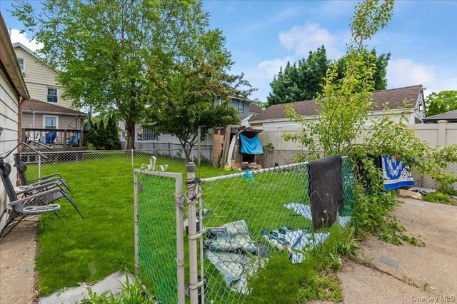 68 Shipherd Avenue, Lynbrook, NY 11563