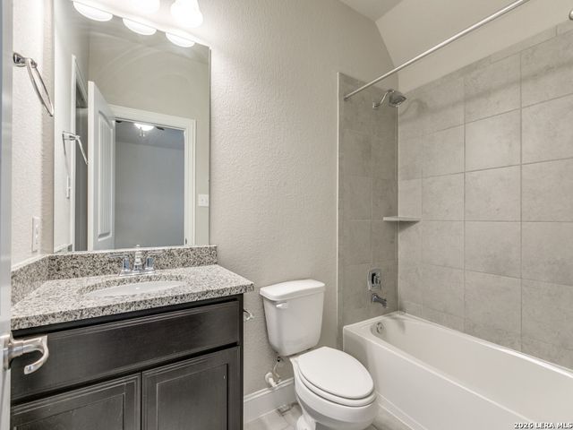 213 Champion Blvd, Boerne, TX 78006