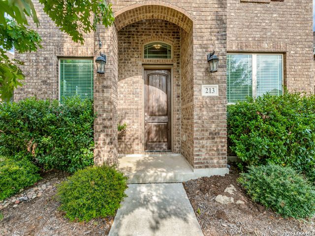 213 Champion Blvd, Boerne, TX 78006