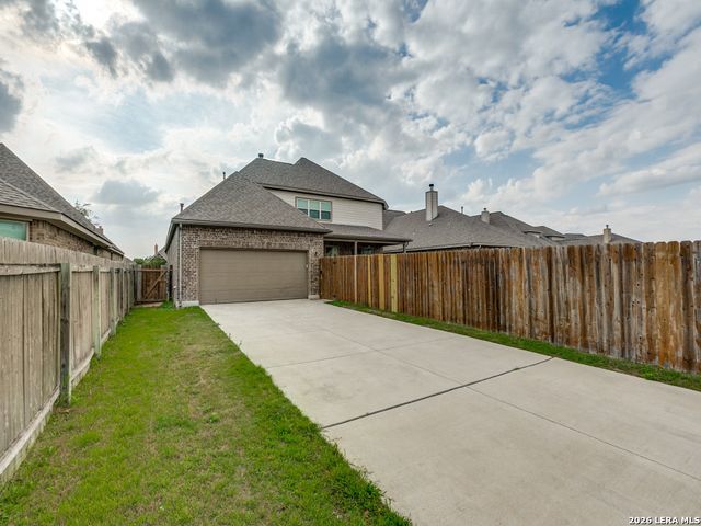 213 Champion Blvd, Boerne, TX 78006