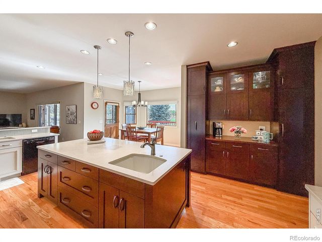 1183 Twin Peaks Circle, Longmont, CO 80503