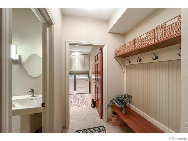 1183 Twin Peaks Circle, Longmont, CO 80503
