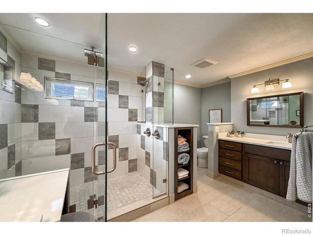 1183 Twin Peaks Circle, Longmont, CO 80503
