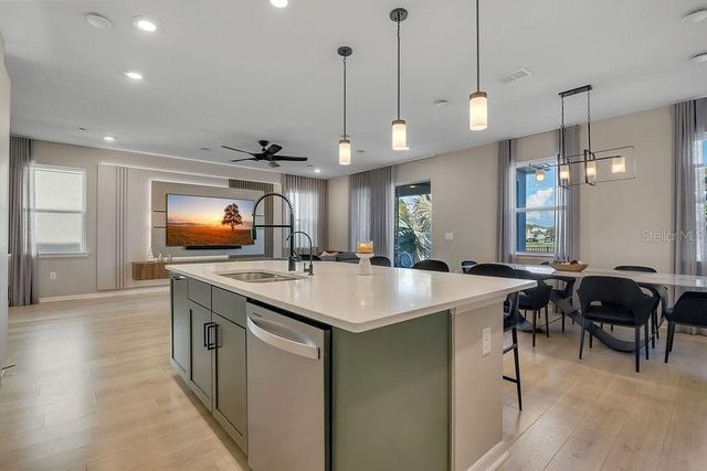 1545 LEAF LANE, Kissimmee, FL 34744