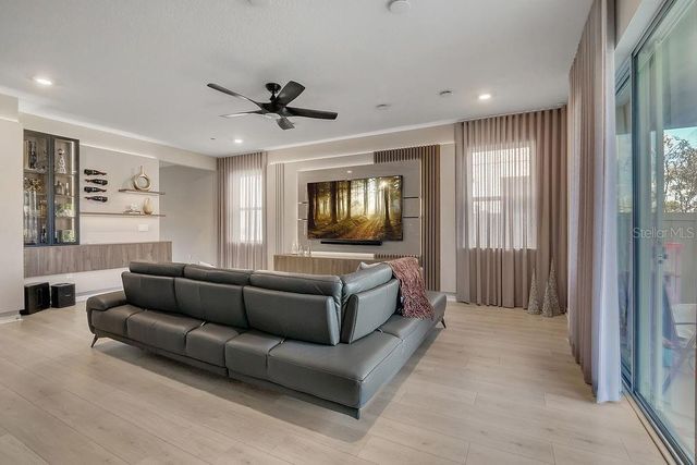 1545 LEAF LANE, Kissimmee, FL 34744