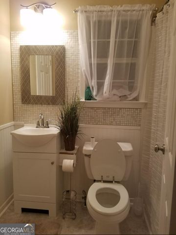 405 Caxton Court SW, South Fulton, GA 30331