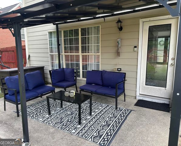 405 Caxton Court SW, South Fulton, GA 30331