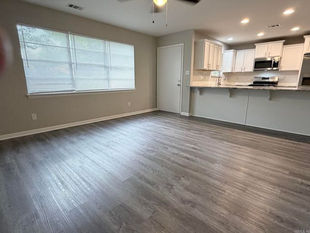 6900 Bluebird Drive, Little Rock, AR 72205