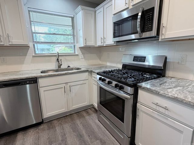 6900 Bluebird Drive, Little Rock, AR 72205