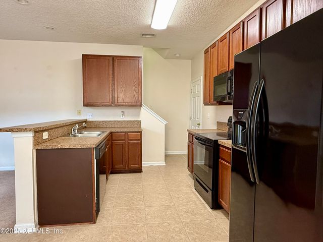 510 HOPEWELL Drive, Orange Park, FL 32073