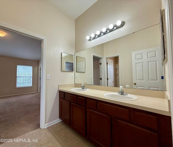 510 HOPEWELL Drive, Orange Park, FL 32073