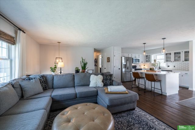 14861 Polk Street, Omaha, NE 68137