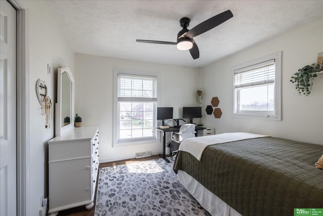 14861 Polk Street, Omaha, NE 68137