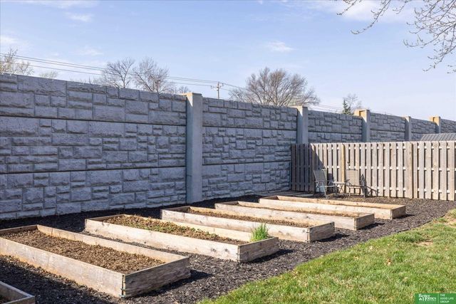 14861 Polk Street, Omaha, NE 68137