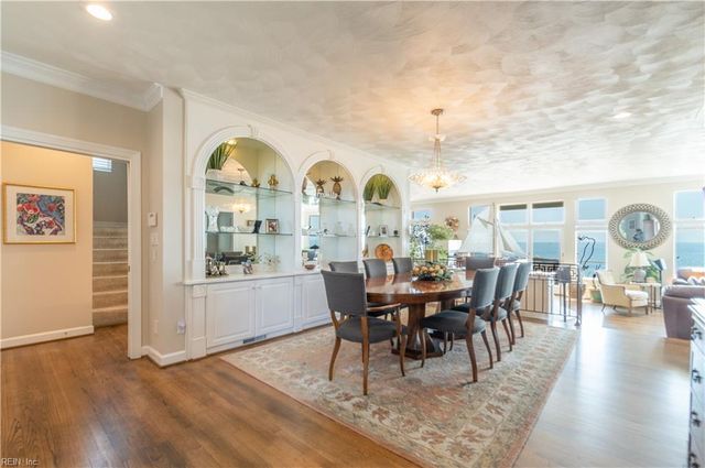 36 Bay Front PL, Hampton, VA 23664