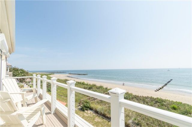 36 Bay Front PL, Hampton, VA 23664