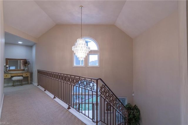 36 Bay Front PL, Hampton, VA 23664