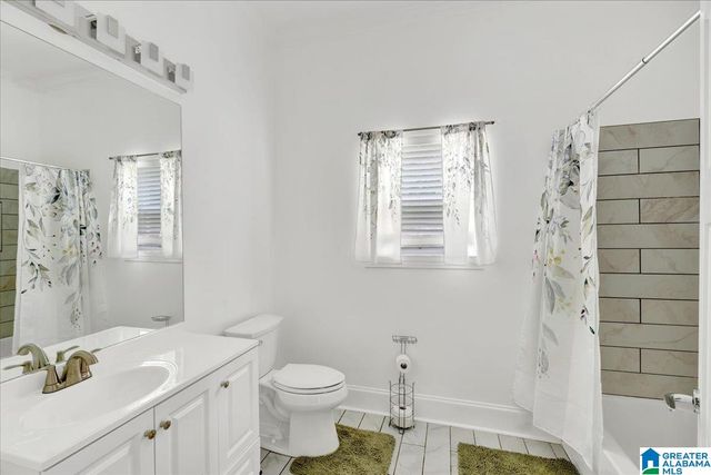 1748 SHANNON ROAD, Bessemer, AL 35022