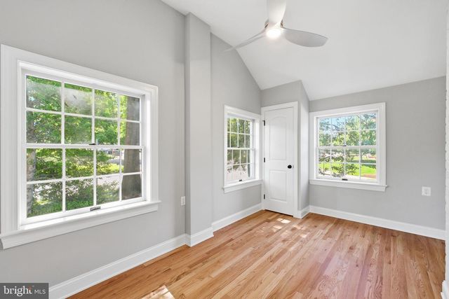 4963 34TH ST N, Arlington, VA 22207