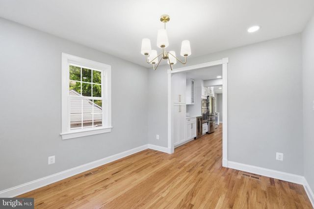 4963 34TH ST N, Arlington, VA 22207