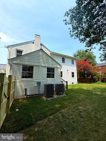 4963 34TH ST N, Arlington, VA 22207