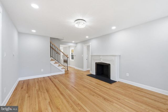4963 34TH ST N, Arlington, VA 22207