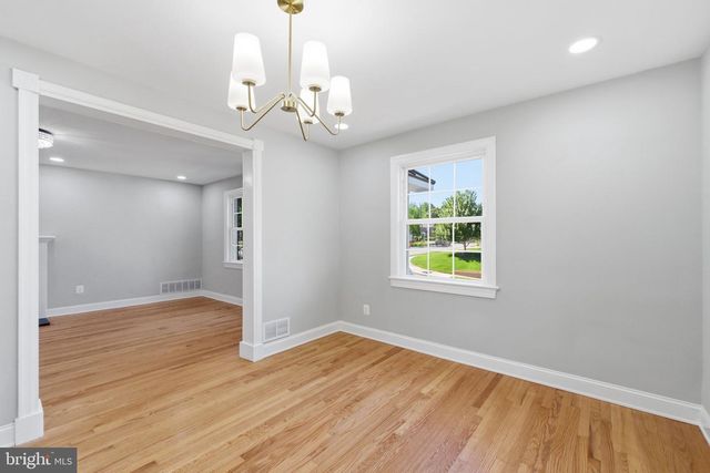 4963 34TH ST N, Arlington, VA 22207