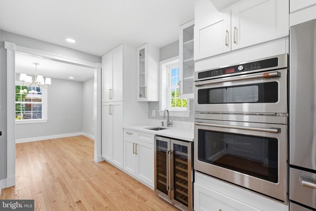4963 34TH ST N, Arlington, VA 22207