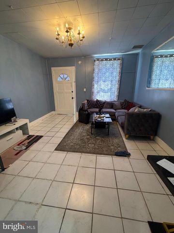 324 SPRING GARDEN ST, Reading, PA 19602