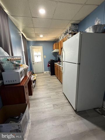 324 SPRING GARDEN ST, Reading, PA 19602