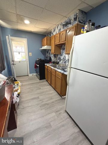 324 SPRING GARDEN ST, Reading, PA 19602