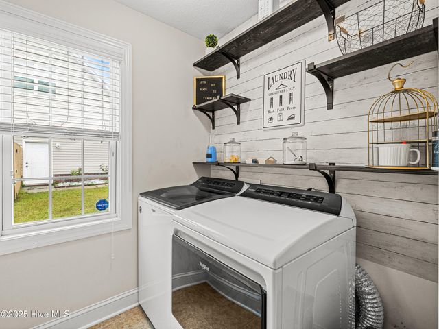 907 Stagecoach Drive, Jacksonville, NC 28546