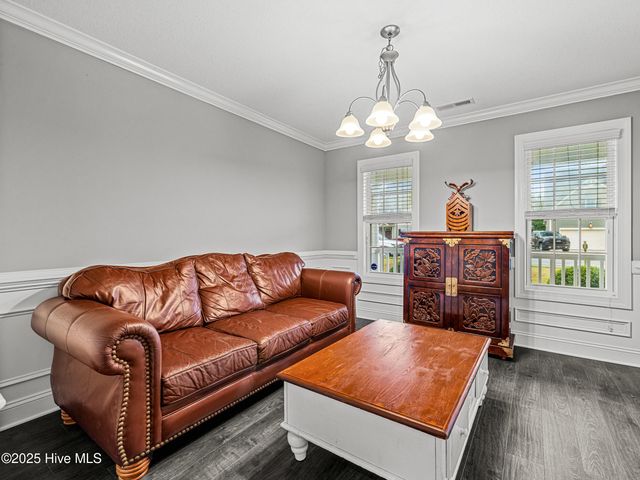 907 Stagecoach Drive, Jacksonville, NC 28546