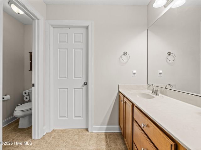 907 Stagecoach Drive, Jacksonville, NC 28546