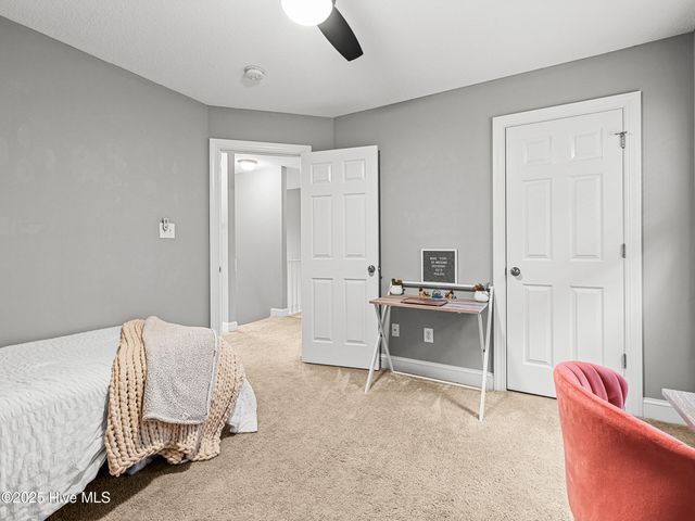 907 Stagecoach Drive, Jacksonville, NC 28546